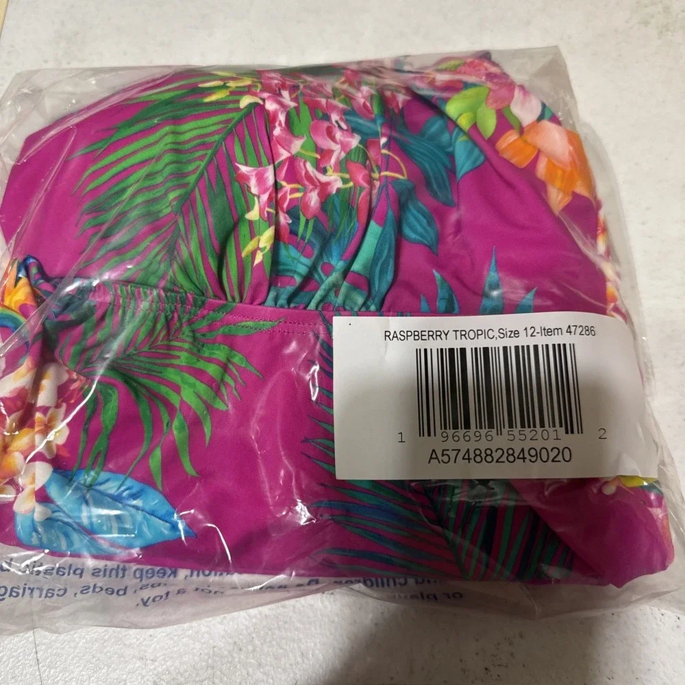 Kim Gravel Bathing Suit (2 Pieces ) Tank top, shorts, SIZE 12 - Picture 13 of 14
